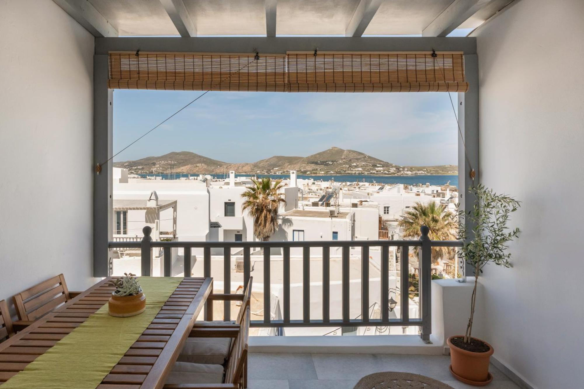 Caper-2 Bedroom Traditional Home With Amazing View Náousa Exterior photo