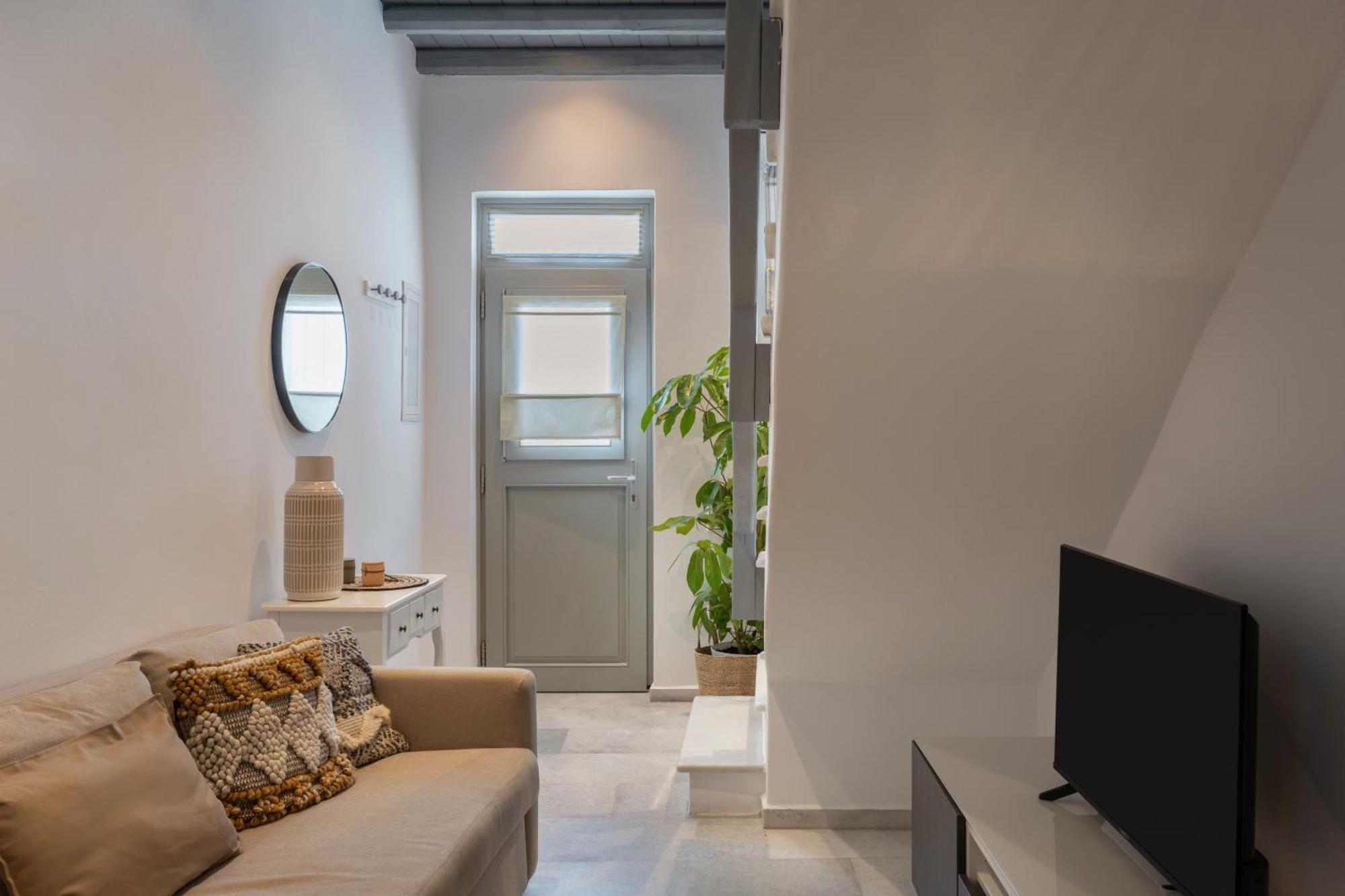 Caper-2 Bedroom Traditional Home With Amazing View Náousa Exterior photo